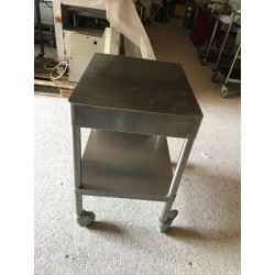 TABLE INOX 63 x 50 cm
