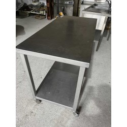 TABLE INOX SUR ROULETTES 120 x 60 cm