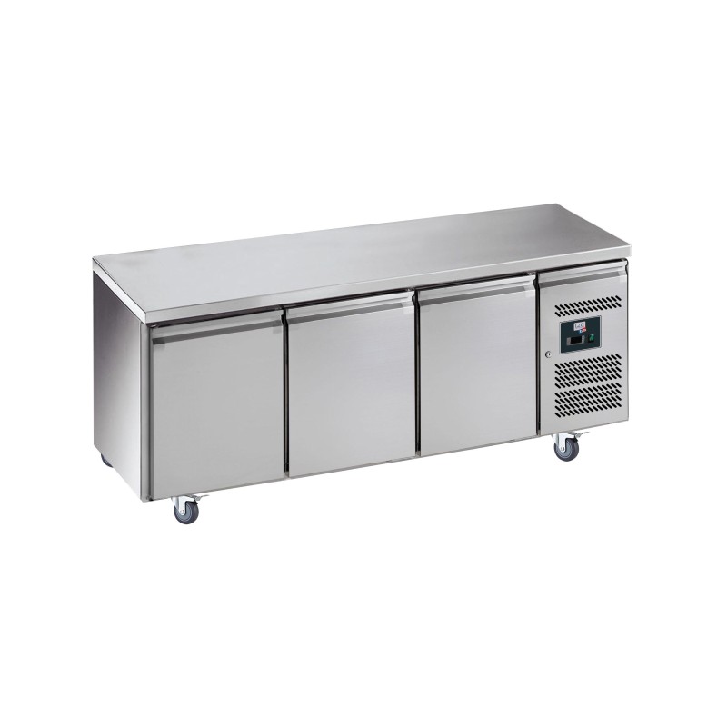 DESSERTE REFRIGEREE INOX CENTRALE, -2/+8°C, 3 P. GN1/1 SUR ROULETTES Ø 100 MM, L 1795 P 700 H 850