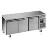 DESSERTE REFRIGEREE INOX CENTRALE -2/+8°C  DESSUS INOX, 3 P. 600 X 400 MM, SUR ROULETTES Ø 100 MM, L 2020 P 800 H 850