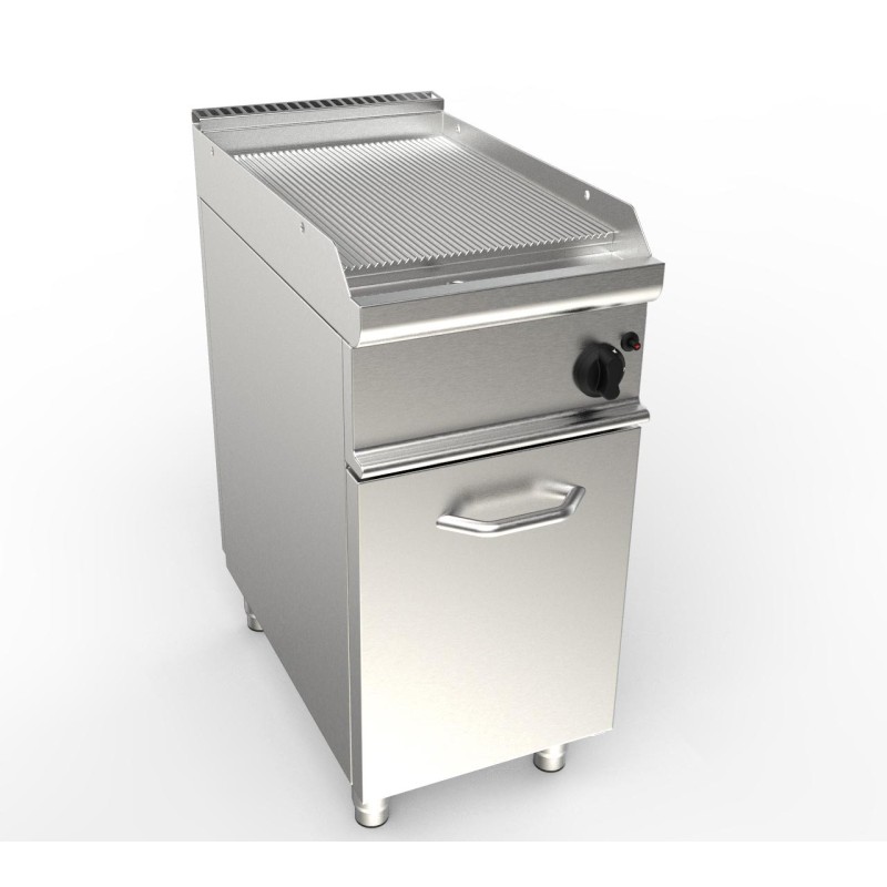 FRY-TOP GAZ NERVUREE SUR PLACARD FERME