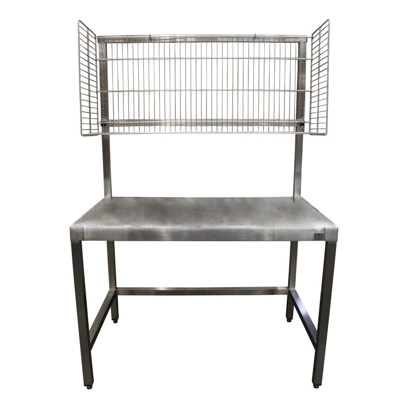 TABLE DE MISE SOUS BARQUETTES, DESSUS INOX  L 1200 P 700 H 1800