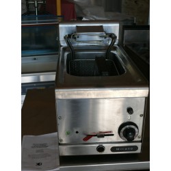FRITEUSE DE TABLE