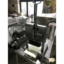 ATTENDRISSEUR À VIANDE