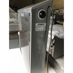ARMOIRE DE STERILISATION POUR COUTEAUX