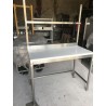 TABLE DE DÉCOUPE CHÂSSIS INOX AVEC DOSSERET