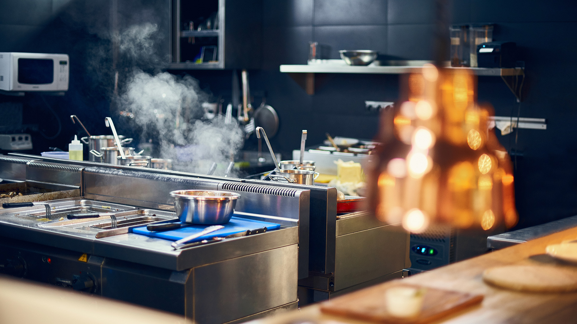 Le matériel professionnel de cuisine pour maintenir vos plats et aliments chauds